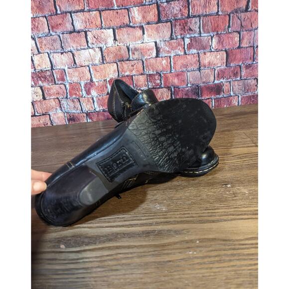 BORN BLACK LEATHER ZIP UP BOOTIES Size 11 - Picture 7 of 9